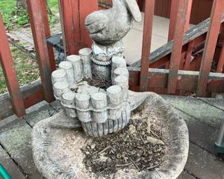 Concrete fountain topper
