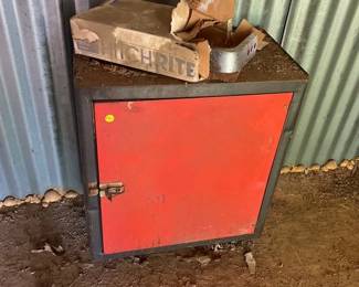 METAL CABINET