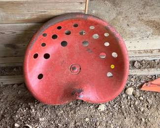 VINTAGE METAL TRACTOR SEAT