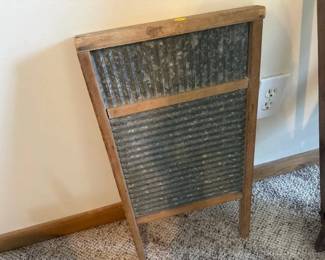VINTAGE WASHBOARD