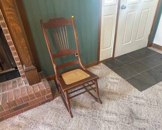 VINTAGE ROCKING CHAIR