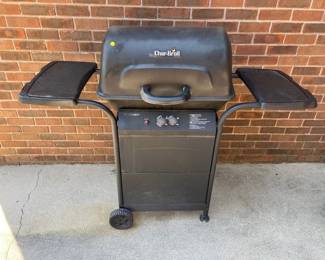 CHARBROIL GRILL