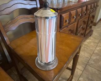 GLASS STRAW HOLDER