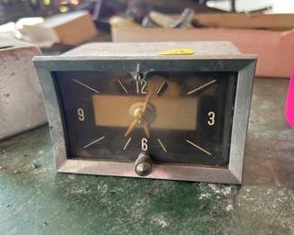CHEVY BEL AIR DASH CLOCK