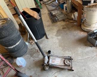 3 TON FLOOR JACK