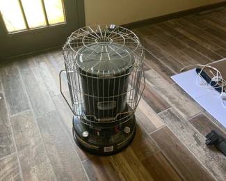 KEROSENE HEATER