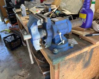 IRWIN BENCH VISE