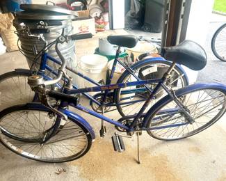 Free Spirit Men's and Woman's Bike 