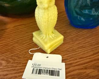 Degenhart Uranium Glass Owl