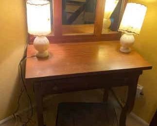 Mirrored Make Up Vanity And Lamps