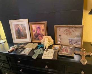 Fifteen Devine Decor Pieces