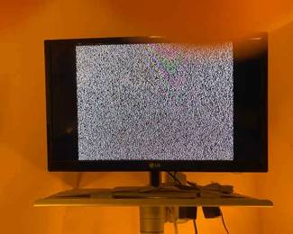 LG 23 Inch TV