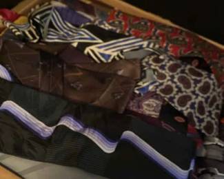 Large Lot Of Mens Assorted Ties