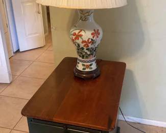 Living Room End Table And Asian Style Lamp