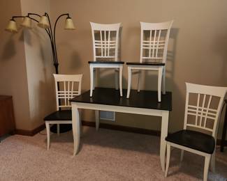 Pottery Barn table/chairs.  Like new condition. 