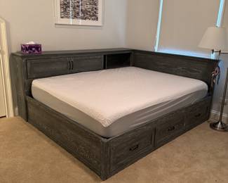 Corner Full Size Bookcase Headboard and under-drawer space