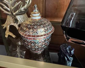 Imari Vessel