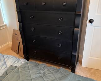 Ethan Allen Chest of Drawers