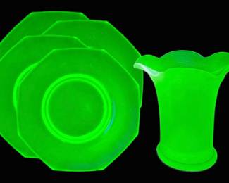 Four Uranium Glass Octagon Snack Plates Green Satin Vase