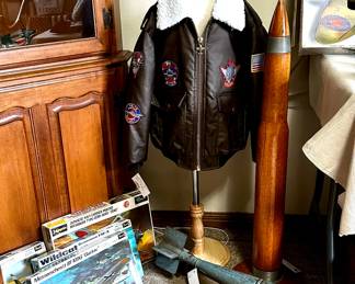 Vintage US Air Force BDU-33 practice dummy. World War II era Navy Oak dummy
Child’s size 8/12 Flight Line Gear faux leather jacket