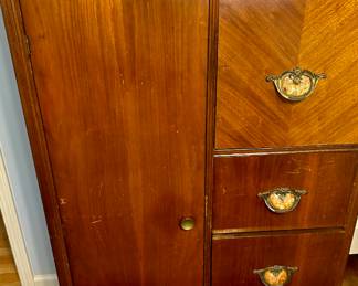 Vintage chest