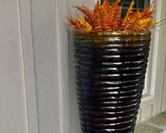 Large planter