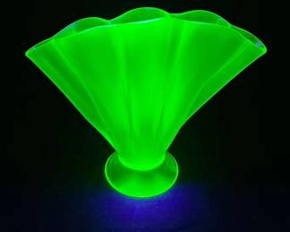 Uranium Glass Ribboned Fan Vase