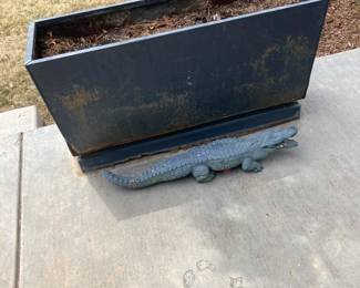 Planter and stone Alligator