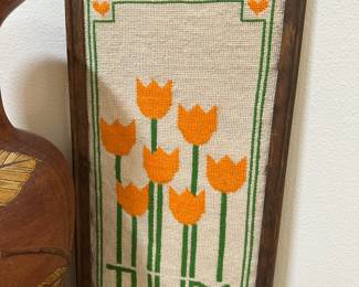 Framed Tulips Cross-stitch 