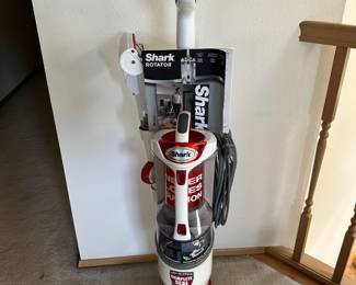 Shark Rotator Professional Lift-Away Corded Bagless Vacuum