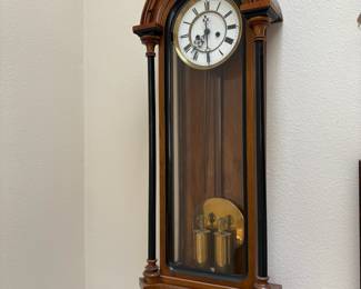 Traditional Style Wall Clock