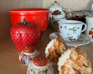 Japanese Painted Porcelain Salt & Pepper Shakers, Ceramic Horse Head Salt & Pepper Shakers, Strawberry Shaped Jam Jar