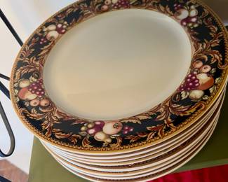 1992 Vitromaster Avalon Stoneware Dinnerware Set