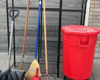 Metal Shelves Cleaning