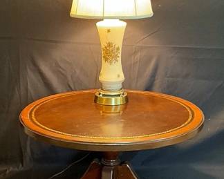 Leather And Wood Table With Lamp