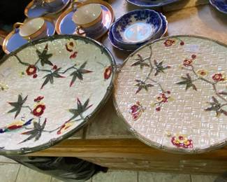 Majolica serving piece and 3 salad plates