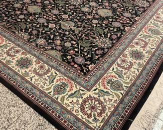 100% Wool handmade hand tied fringe rug