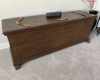 Monastery trunk with claw foot - 18th century (6' x 22.5" x 26.5") - very good condition