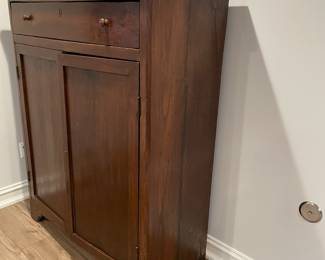 Another view of the Italian pantry cabinet with upper drawer - mid 18th century (48.5" x 20" x 59") - Italian