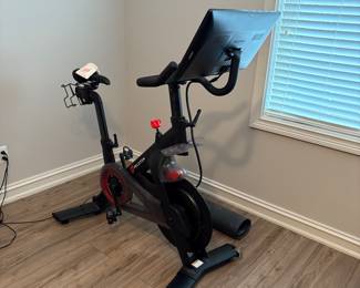 Peloton Bike+ Bike - like NEW