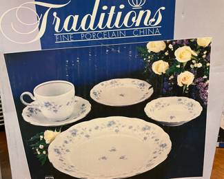 HAVILAND BLUE GARLAND BOXED SETS