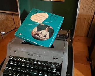 ROYAL TYPEWRITER