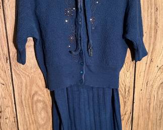 1960'S RAYON AND WOOL SWEATER SET