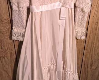 70'S GUNNE STYLE WEDDING DRESS