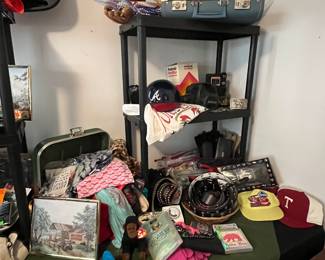 ASSORTED BASEBALL DECOR