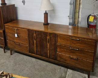 Vintage mid century modern long dresser with drawers and cabinet walnut wood with Burl accents