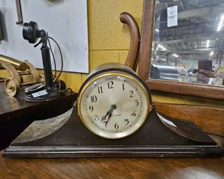 Seth Thomas antique mantel clock