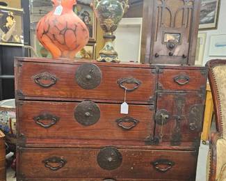 Antique Japanese Yonezawa rushing kasane ish o Tansu Chest