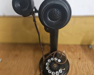 Antique 1900’s western union rotary dial telephone