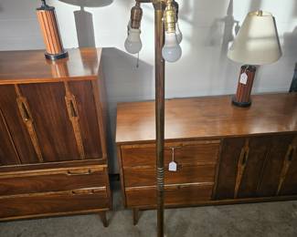 Unique Brass stand up light